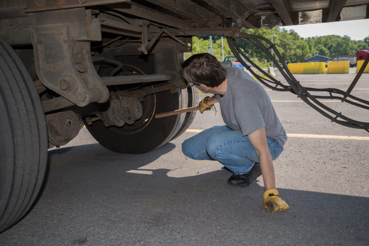 Trucking 101: Maintaining Your Equipment