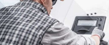 Dry Van vs. Reefer: Which is Best?