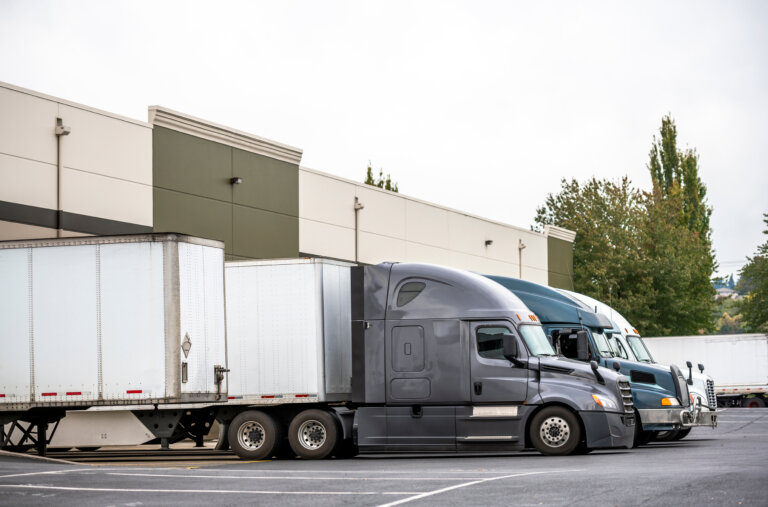 Understanding Trucking Detention Pay for Carriers and Freight Brokers