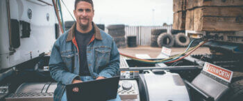 How to Use Data Analytics to Improve Trucking Businesses