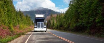 Owner-operator Q2 2026 outlook: Freight volumes and rates rose, but carrier optimism cooled